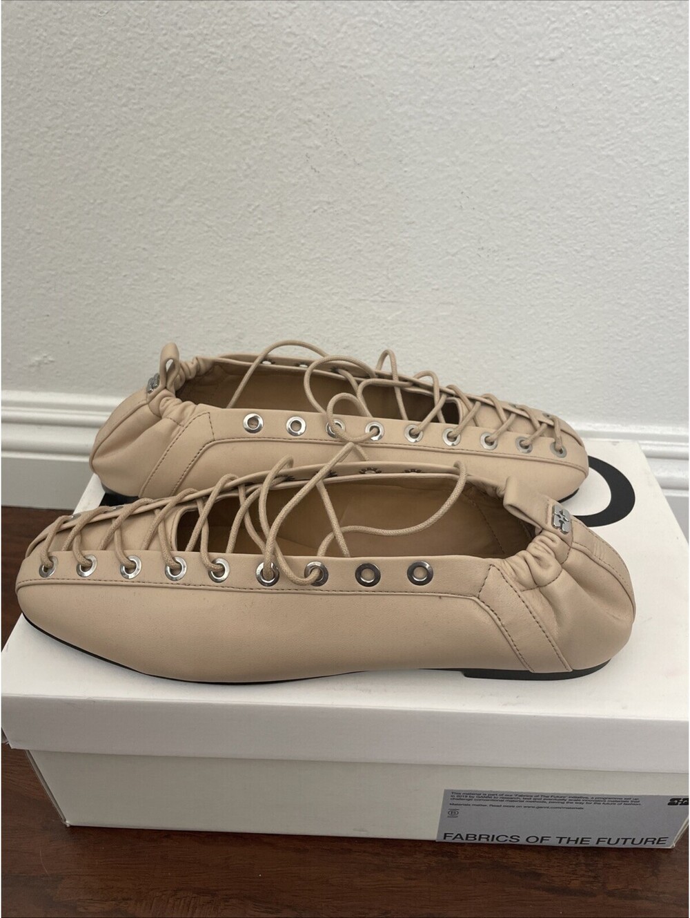 GANNI Lace Up Ballerina Eyelet Flat Ballet Shoes BEIGE SIZE 40 NIB $495MSRP - Picture 4 of 7